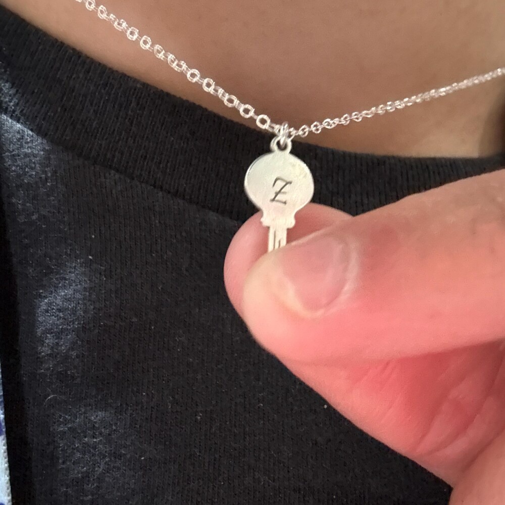 Collier personnalisé délicat e - Personal Alarm Keychain avis et prix